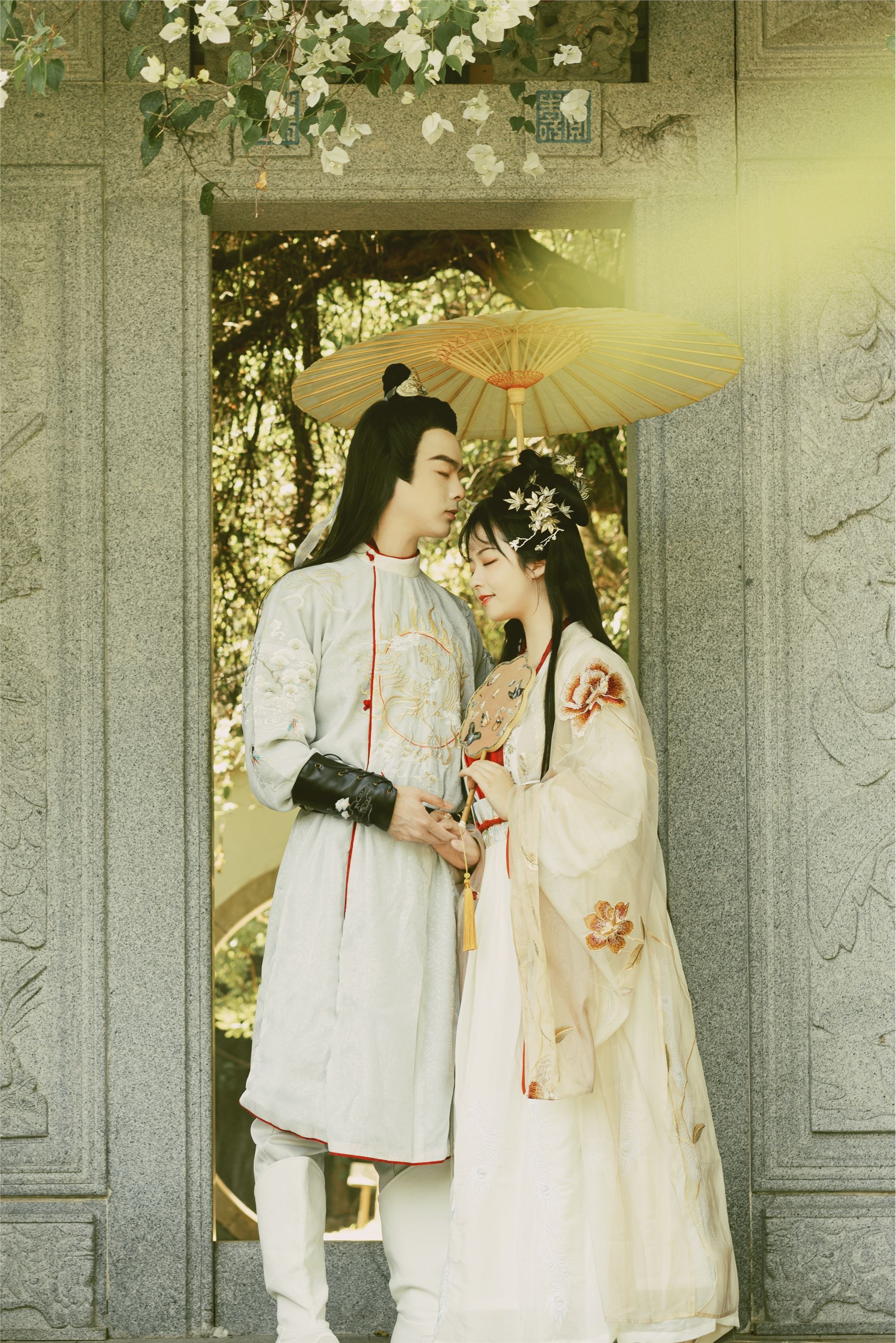 YITUYU艺图语 2021.09.06 思美人 霏霏